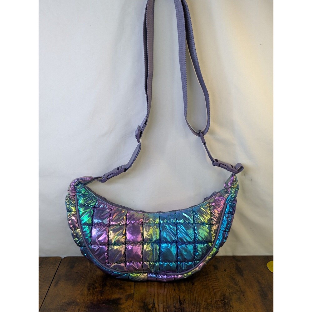 Iris & Rainbow The Iris All Around Galaxy Bag Iridescent Puffer Crossbody EUC